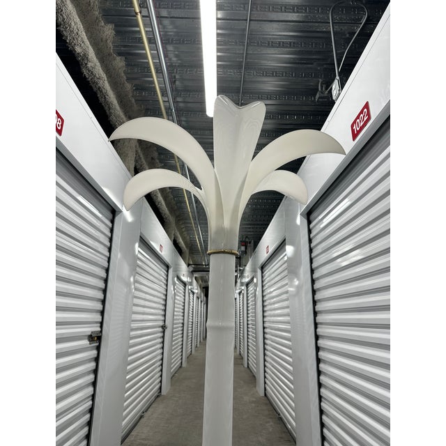 1980s Glamorous Hollywood Regency White Palm Tree Floor Lamp in the Style of Dario Bartolini For Sale - Image 15 of 15