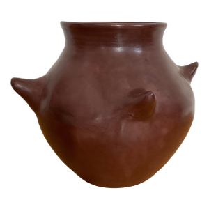 Moroccan Izuran Tadelakt Spiked Burgundy Vase