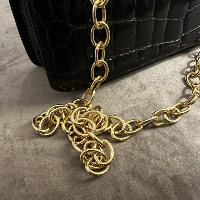 An Elegant 1950s Retro Black Leather and Brass Italian Shoulder Bag For Sale - Image 13 of 13