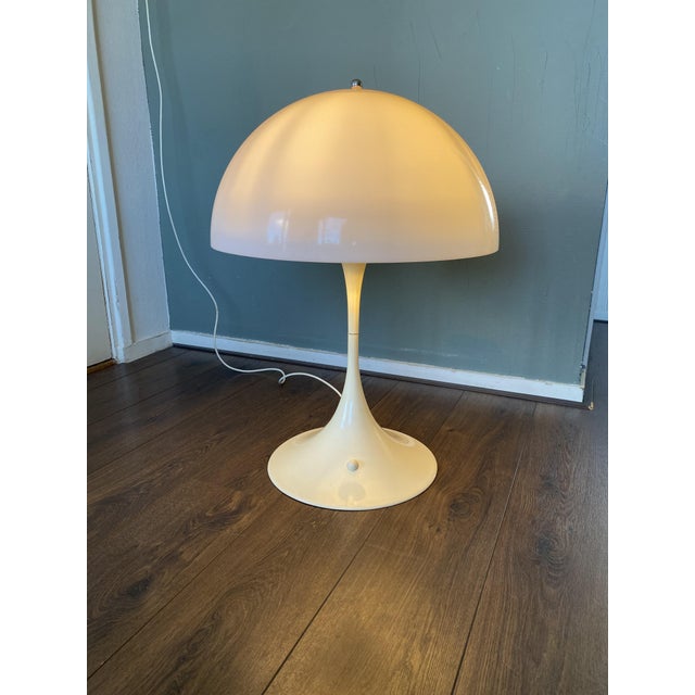 1970s Panthella Table Lamp by Verner Panton for Louis Poulsen, 1971 For Sale - Image 5 of 16