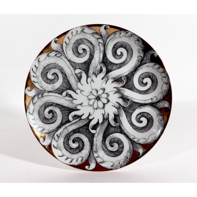 Ceramic Vintage Set of Six Piero Fornasetti Porcelain Rosoni Pattern Plates Depicting Rosettes For Sale - Image 7 of 10