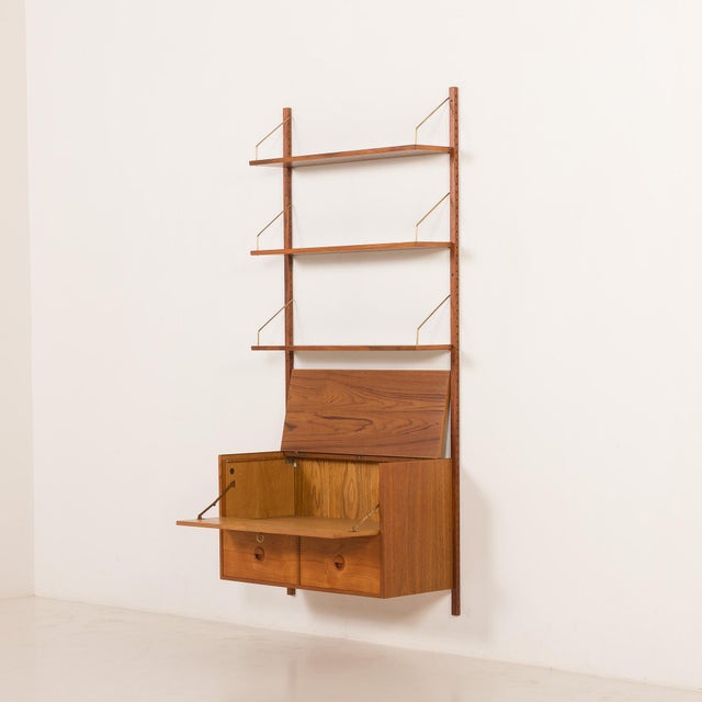 1960s Teak Shelving Unit by Hansen and Guldborg, Denmark, 1960s For Sale - Image 5 of 18