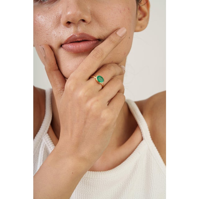 1.64ct Natural Zambian Emerald Bezel Set Solitaire Ring in 18k Yellow Gold Size 9 For Sale - Image 10 of 16