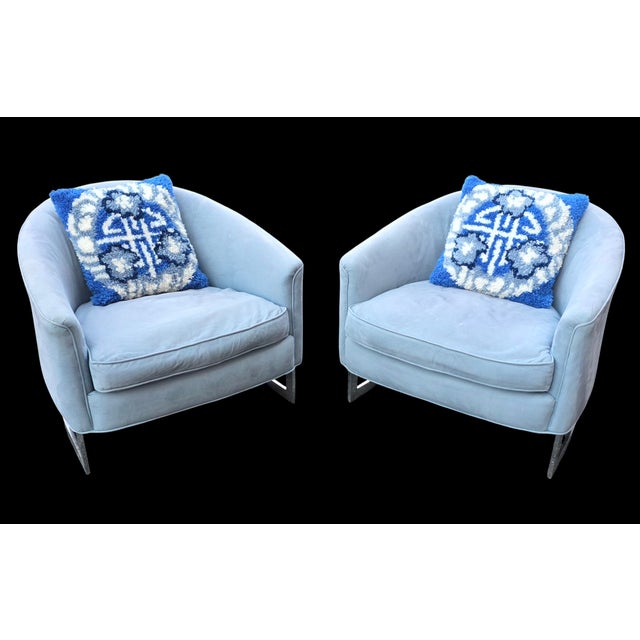 Selig Pair of Mid-Century Chrome Strap Barrel Lounge Chairs Attributed to Finn Andersen for Selig For Sale - Image 4 of 15