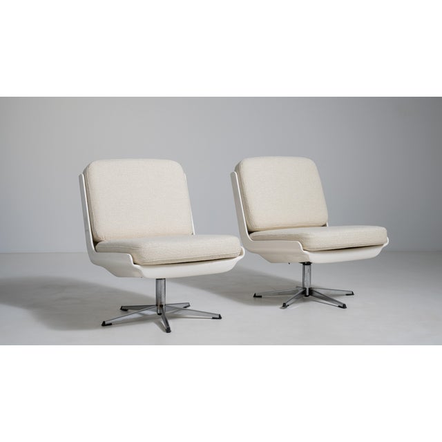 Pair of Variopur Space Age Upholstered Swivel Chairs, Antique, Germany, Circa 1970 For Sale - Image 10 of 16
