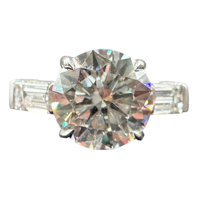 3 Stone Lab Grown Diamond Ring in 14kt Gold – 3.62ctw, Igi, Size 7 For Sale