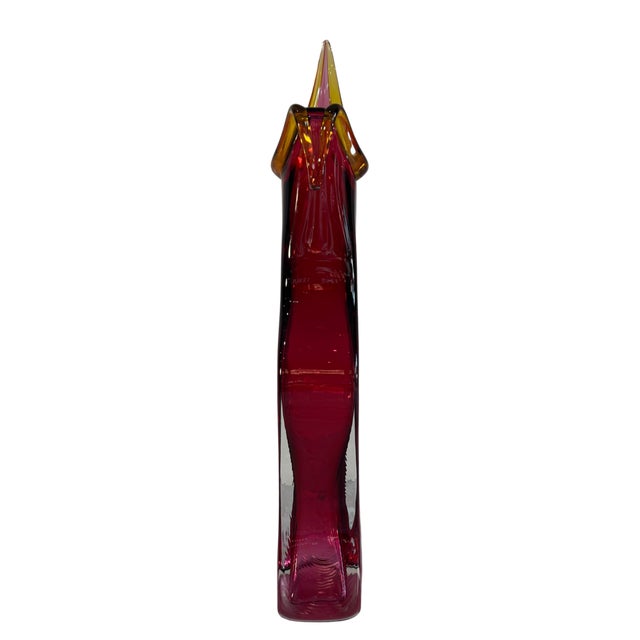 20 In. Tall Signed Young & Constantin Ruby Art Glass Hourglass Pulled Lip Vase For Sale - Image 9 of 18