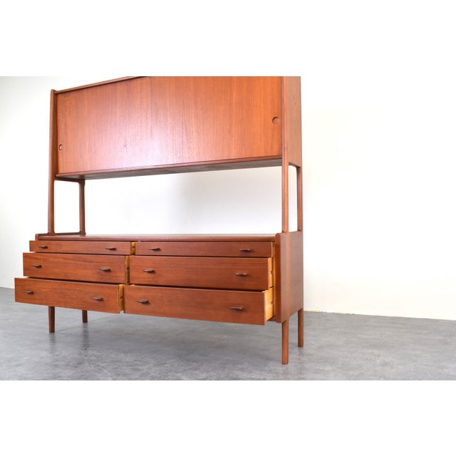 Mid-Century Modern Danish Teak Sideboard by Hans Wegner for Ry Møbler, 1950s For Sale - Image 10 of 18