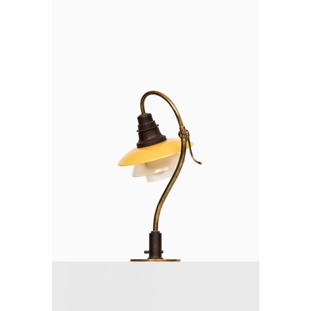 Metal Danish Model PH 2/2 Table Lamp by Poul Henningsen for Louis Poulsen, 1930s For Sale - Image 7 of 16