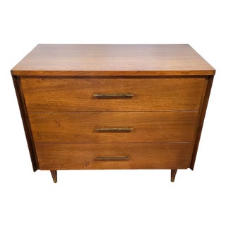 Vintage American Mid-Century Modern Dresser Bachelor Chest by John Stuart For Sale