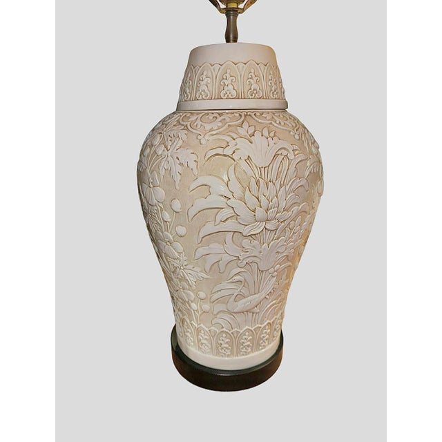 Stunning Pair of 1970s Chapman White Floral and Bird Relief Chinoiserie Lamps With White Silk Patterned Shades. Finials...