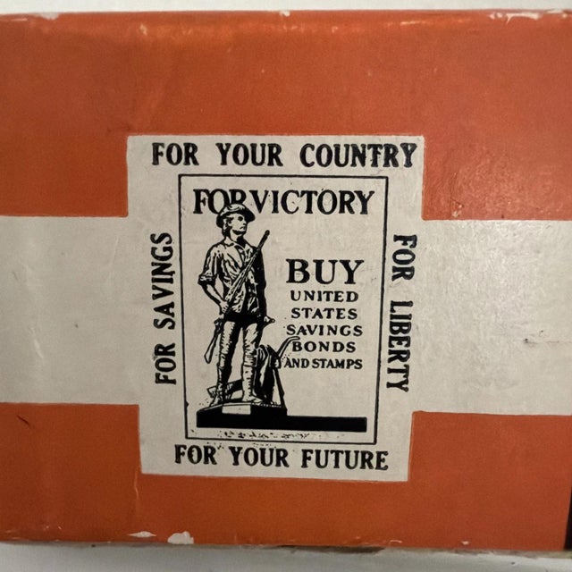 Mid-Century Modern 1940s Perfect Picture Puzzle of George Washington’s Mount Vernon - World War II Era For Sale - Image 3 of 7
