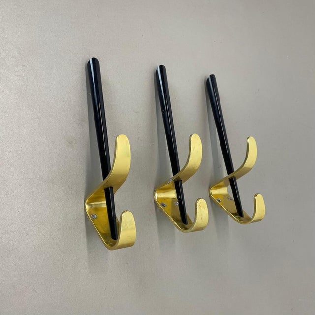Brass Wardrobe Hook Coat Rack Elements in the style of Carl Auböck, Austria, 1950s, Set of 3 For Sale - Image 3 of 18