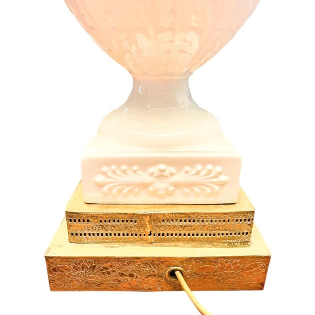 Large Mid 20th Century White Wedgwood Lamp With Detailed Brass Base For Sale - Image 9 of 12