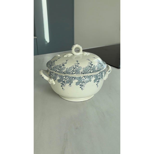 Blue Antique French Neva Tureen in Earthenware with Blue Vegetal Decor from Lunéville, 1920s For Sale - Image 8 of 8