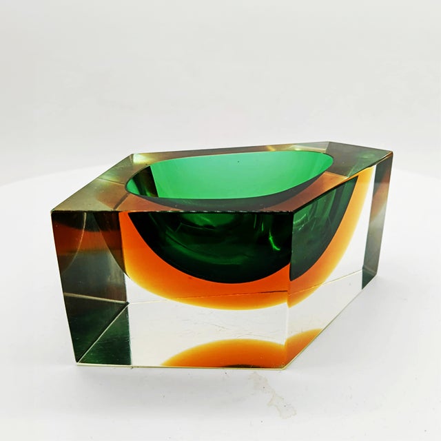 Multifaceted Asymmetrical Ashtray or Catch-all in Murano Glass by Flavio Poli for Seguso. Two stunning Submerged colors:...