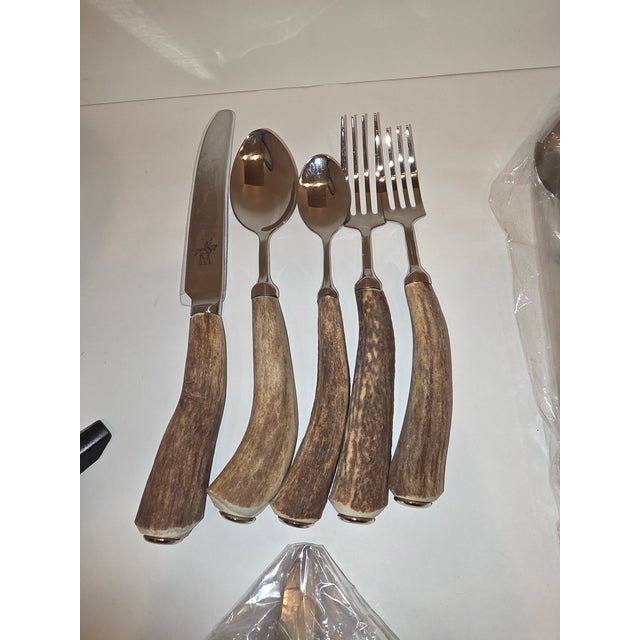 1990s 1990s Antler and Stainless Steel Flatware 5pc. Set for Four - 20 pcs For Sale - Image 5 of 9
