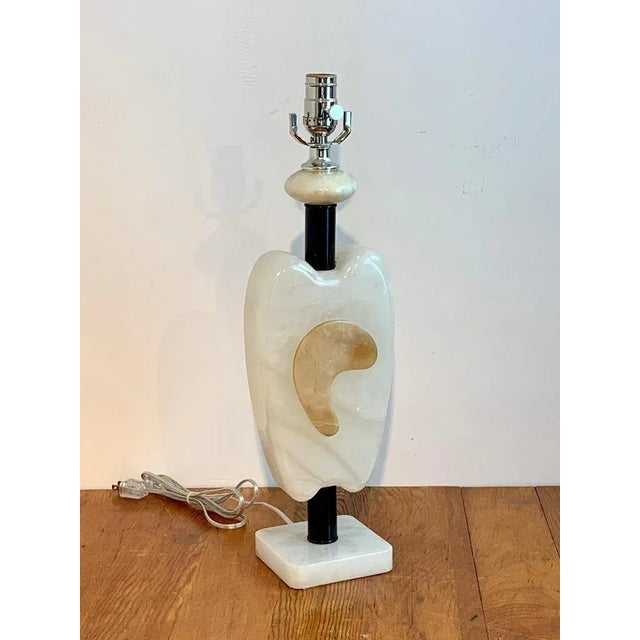 White Mid 20th Century Italian Mid-Century Marble Ameba Sculpture Lamp For Sale - Image 8 of 13