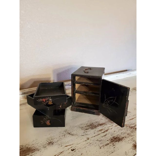 Antique Japanese Export Victorian Era Black Lacquered Wooden Jewelry Box Small Tabletop Cabinet With Photograph For Sale - Image 4 of 11