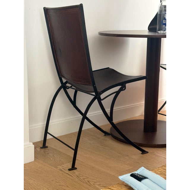Antique French Leather and Wrought Iron Folding Chairs, Set of 4, Late 19th Century For Sale - Image 4 of 5