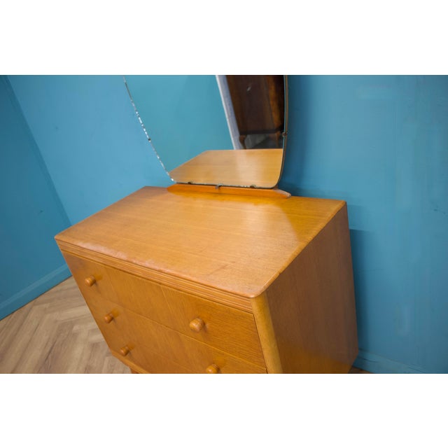 1950s Mid-Century Modern Oak Dresser, 1950s For Sale - Image 5 of 7