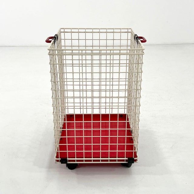 Postmodern Wire Laundry Bin and Hooks in Metal, 1980s For Sale - Image 3 of 9