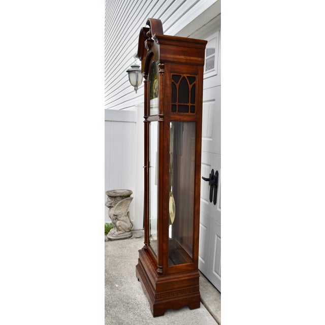 Ridgeway Cherry Grandfather Clock Vintage Brass Dial Moving Moon Phase Windsor For Sale - Image 14 of 18
