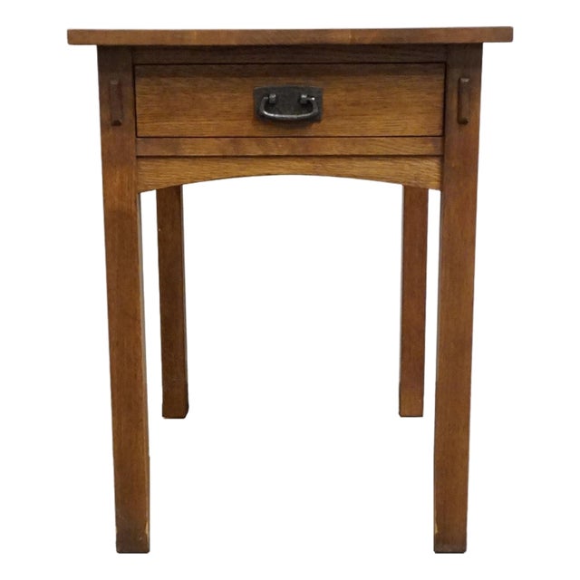 Stickley Furniture Quarter Sawn Oak Mission Style Arts & Crafts 20" Accent End Table 89-501 - #32 Onondaga Finish For Sale