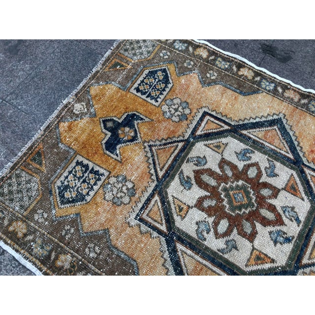 Apricot 1960s Vintage Turkish Bohemian Area Rug- 3'8"x5' For Sale - Image 8 of 10