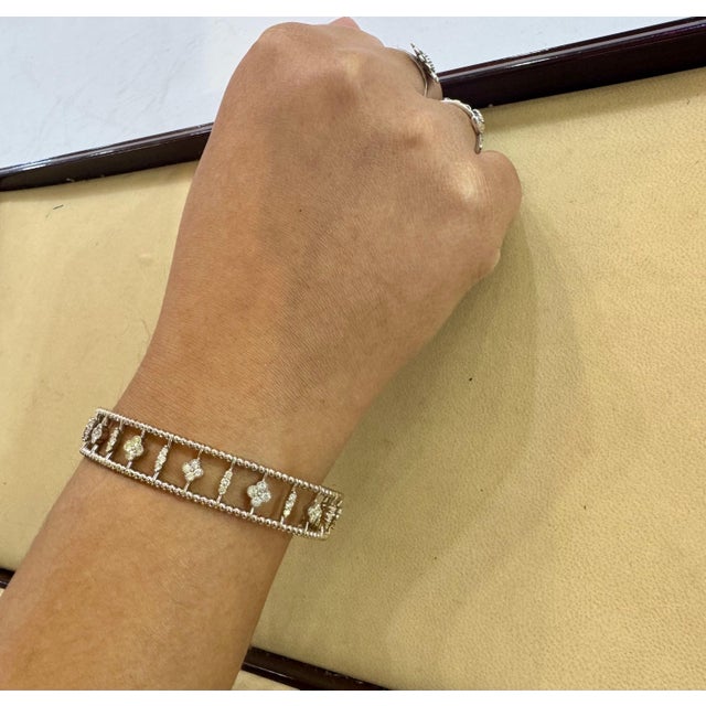 2 Ct Brilliant Cut Diamond Metro Women 14 Kt White Gold Diamond Bangle Bracelet For Sale - Image 12 of 18