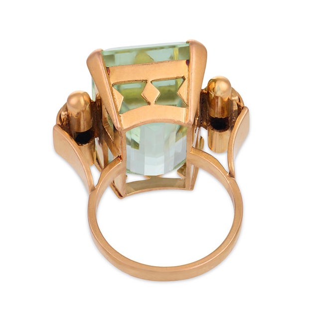 Mid 20th Century Retro 27.00 Carat Aquamarine Synthetic Ruby 18k Rose Gold Cocktail Ring, Size 7 For Sale In Los Angeles - Image 6 of 6