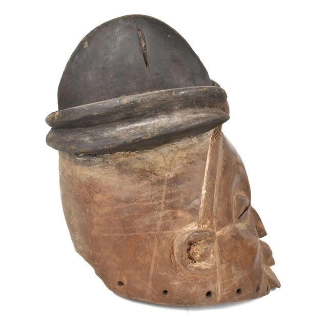 African Early 20th Century Suku Helmet Mask For Sale - Image 3 of 6