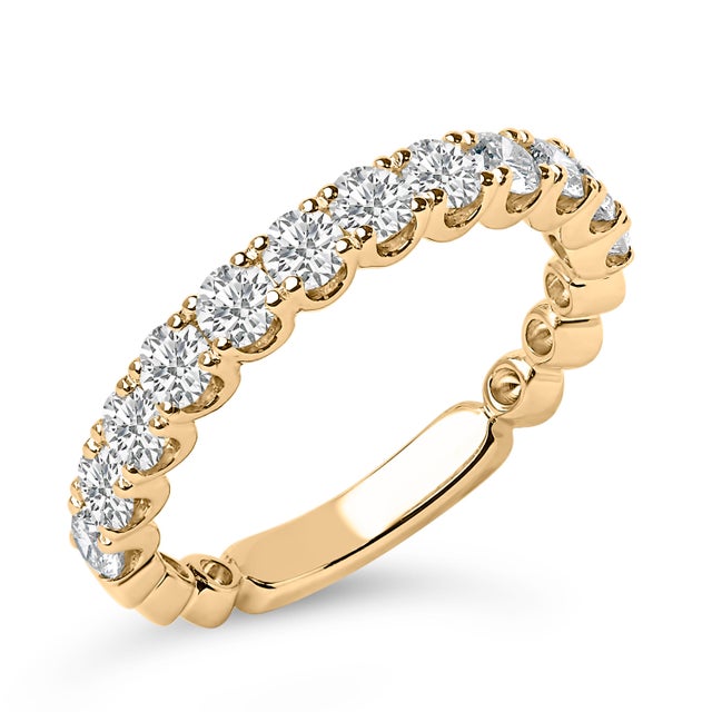 Contemporary 14K Yellow Gold 1.00 Cttw Round Diamond Prong Set Wedding Band - Size 5 For Sale - Image 3 of 6