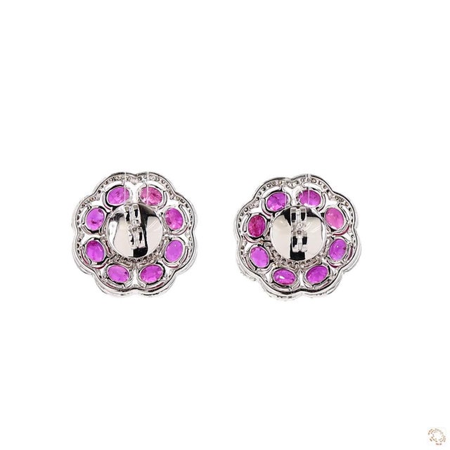 Early 21st Century 0.95 Carat Round Brilliant Cut Diamond Emerald Ruby Gold Earrings, Pair For Sale - Image 5 of 9