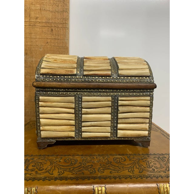 Vintage Late 20th Century Brass Dome-Top Jewelry/Document Box With Bone Fittings For Sale In Dallas - Image 6 of 6