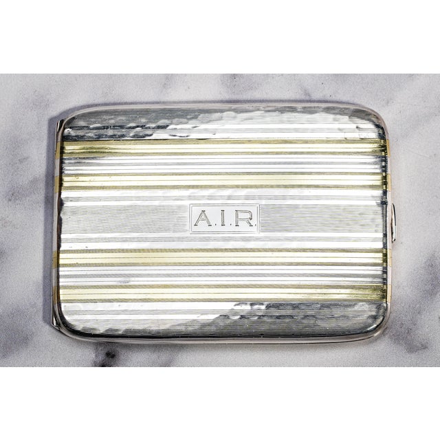 Lux Hammered Antique Art Deco 14k Gold Sterling Silver Card Cigarette Case For Sale - Image 4 of 15