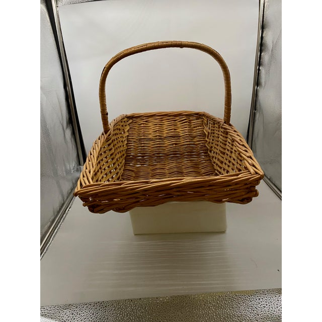 Farmhouse Vintage Woven English Willow/Wicker Garden Basket With Handle For Sale - Image 3 of 18