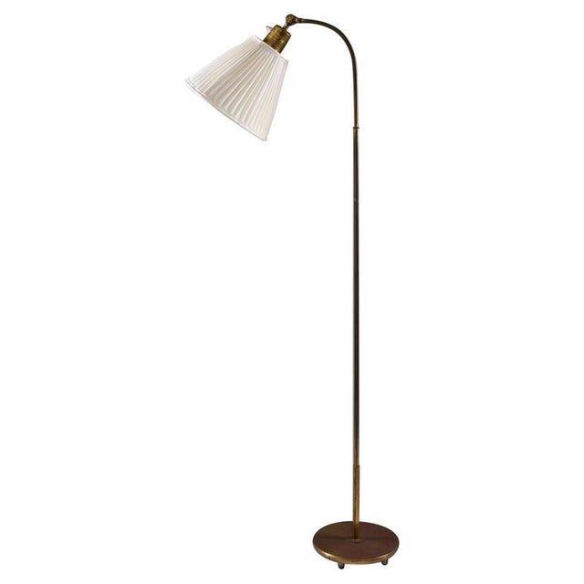 Gold Mid-Century Swedish Floor Lamp in Brass attributed to Nordiska Kompaniet, 1960s For Sale - Image 8 of 8