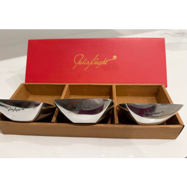 Contemporary Contemporary Julia Knight Classic Petite Enamel Bowls with Original Box - 4 pcs For Sale - Image 3 of 5