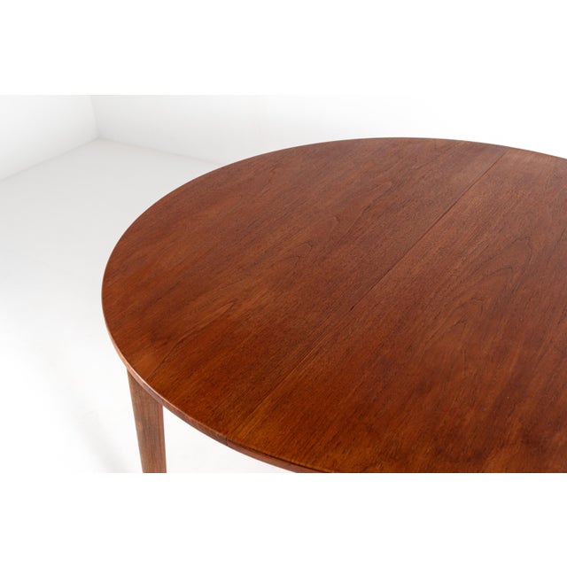 Wood Mid-Century Modern Teak Dining Table with Two Extendable Leaves from H.P. Hansen, 1960s For Sale - Image 7 of 18
