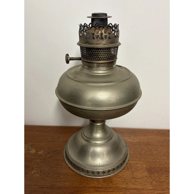 Early 20th Century Antique Rayo Center Draft Kerosene Oil Lamp Nickel Plated Missing Tank Cap For Sale - Image 5 of 14