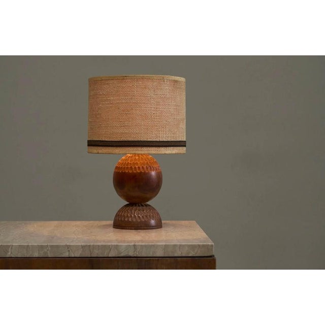 Gold Table Lamp in Carved Wood with Shade in Woven Jute, 1960s For Sale - Image 8 of 15
