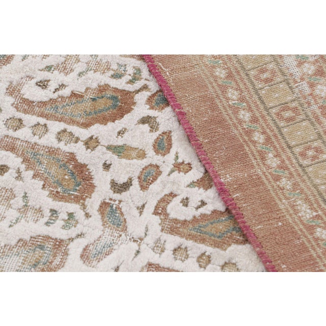 Textile Antique Boteh Paisley Beige and Off-White Wool Rug For Sale - Image 7 of 7