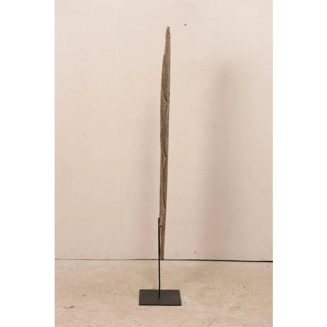 Mid 20th Century Oceanic War Shield, Papua New Guinea For Sale In Atlanta - Image 6 of 12