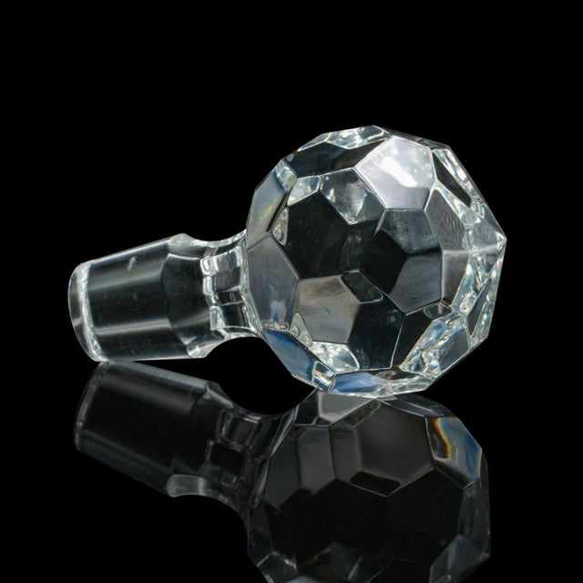 Vintage Medium Bodied Wine Decanter, English, Cut Glass, Merlot, Grenache, 1970 For Sale - Image 12 of 12