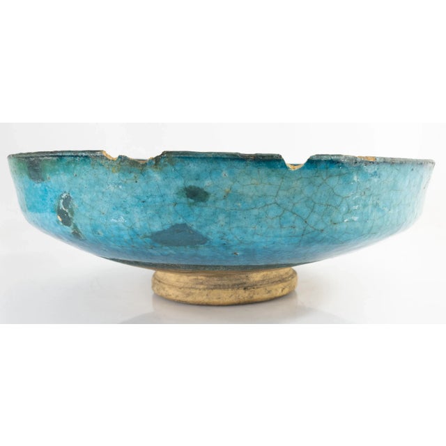 Early Persian Turquoise and Blue Kashan Bowl For Sale In New York - Image 6 of 12