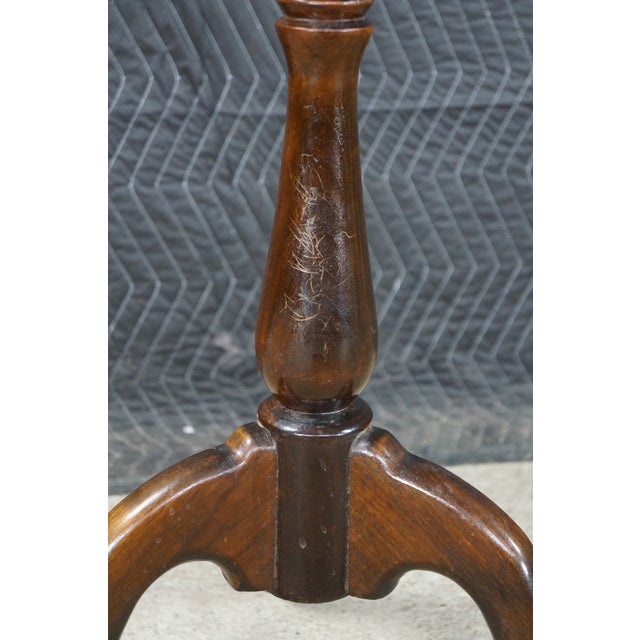 Antique Georgian Style Round Mahogany Tripod Base Candle Stand Wine Side Table For Sale - Image 4 of 18