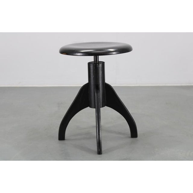 - carefully refurbished - adjustable height from 48 cm to 69 cm