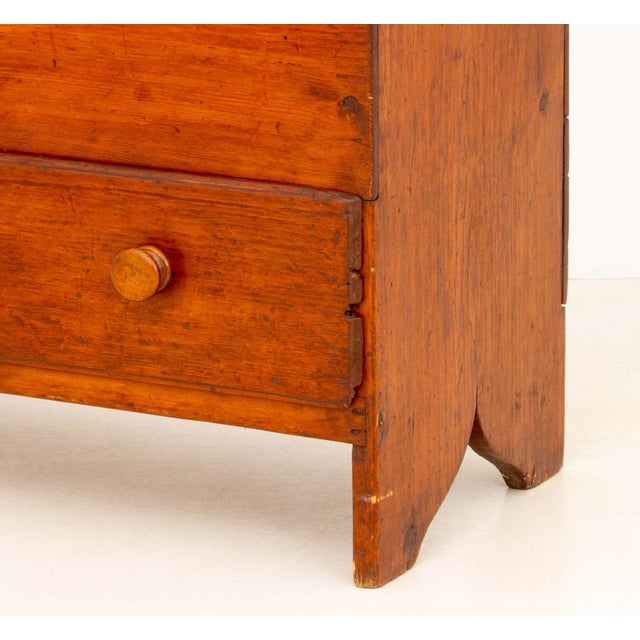 Wood American Pine Mule Chest, Circa 1800 For Sale - Image 7 of 9