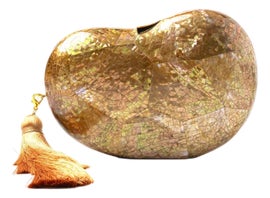 Example of Shell Handbags